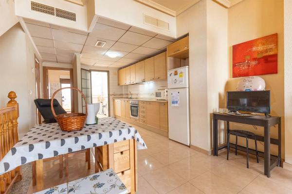 Casa independiente en calle Italia