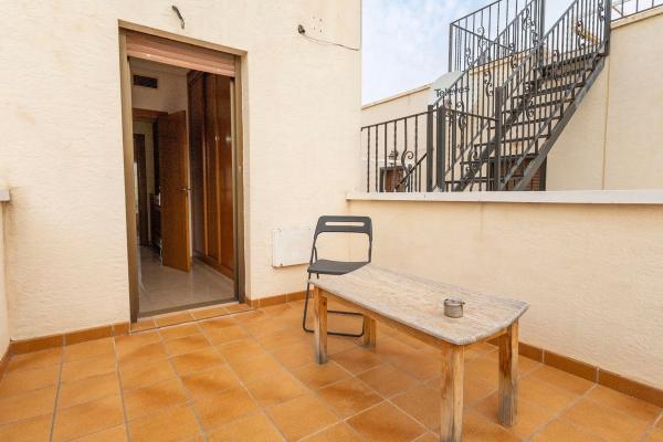 Casa independiente en calle Italia