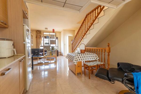 Casa independiente en calle Italia