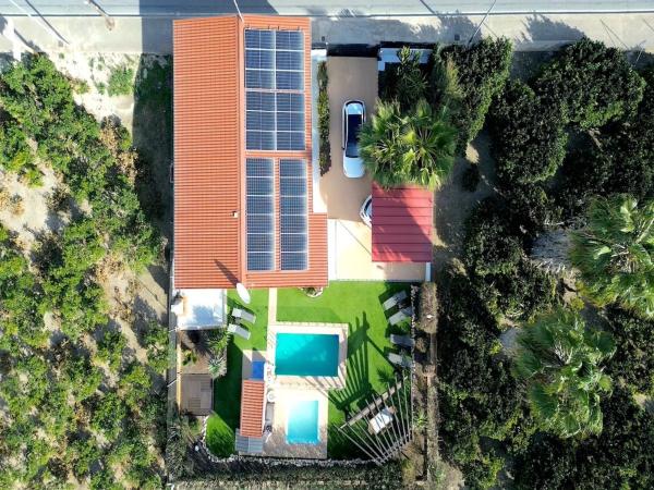 Casa independiente en Cv-9030