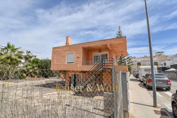 Casa independiente en calle Virgen del Rosario