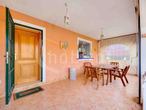 Casa independiente en calle Chumbera, 608 -600