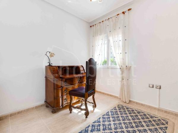 Casa independiente en calle Chumbera, 608 -600