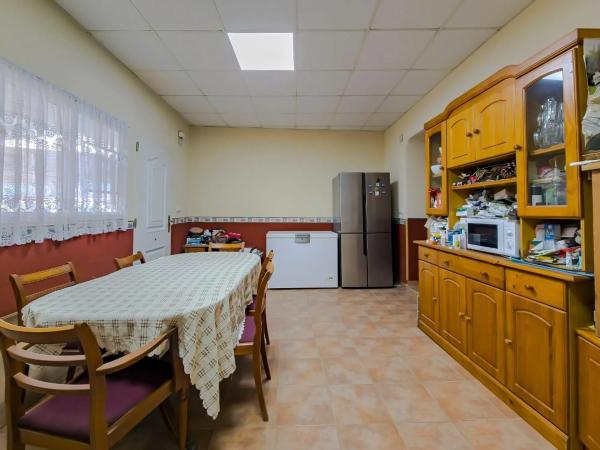 Casa independiente en Cv-940