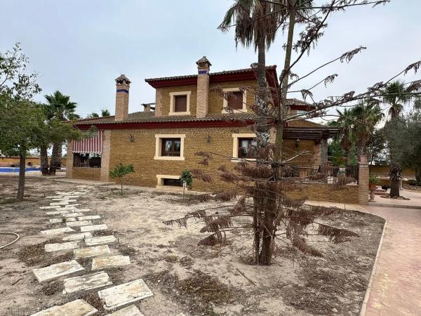 Casa independiente en avenida del Mar