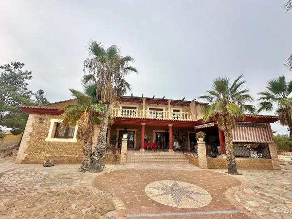 Casa independiente en avenida del Mar