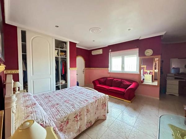 Finca rústica en calle del Mediterráneo