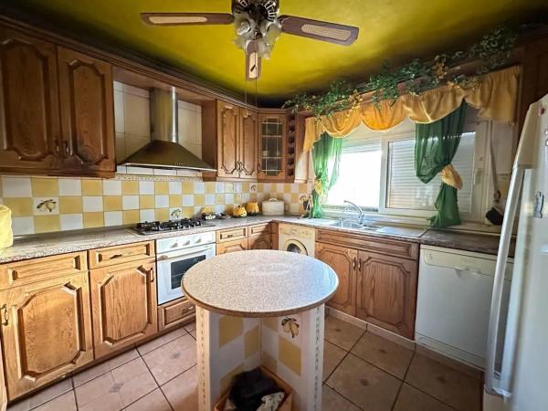 Finca rústica en calle del Mediterráneo