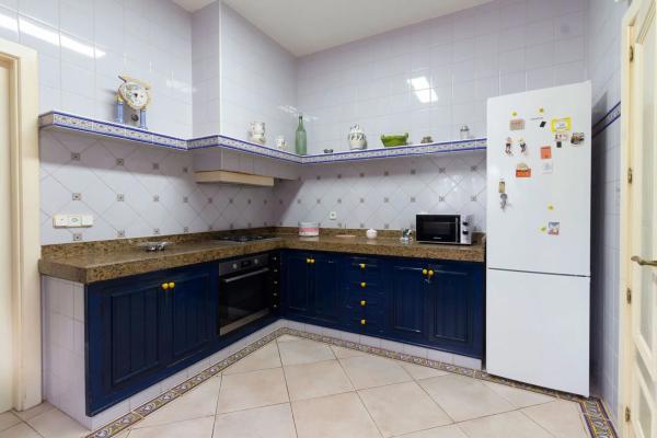 Casa independiente en Cv-945