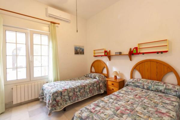 Casa independiente en Cv-945