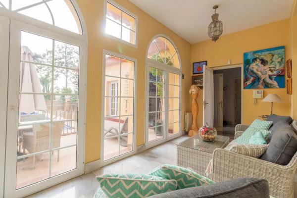 Casa independiente en Cv-945