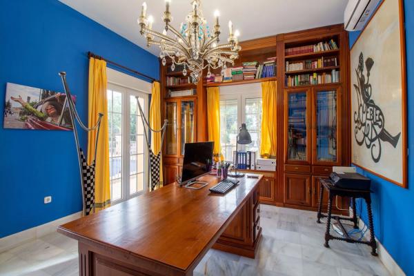 Casa independiente en Cv-945