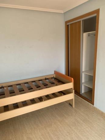 Casa independiente en calle Algarrobo, 79