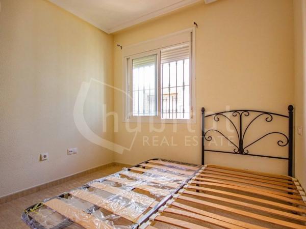 Casa independiente en calle Algarrobo, 93 -57