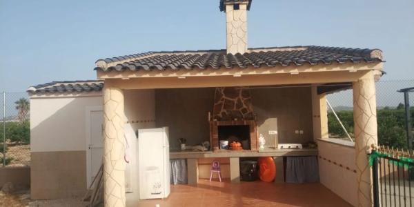 Casa independiente en calle Orihuela