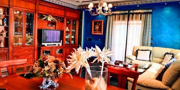 Casa independiente en calle Orihuela