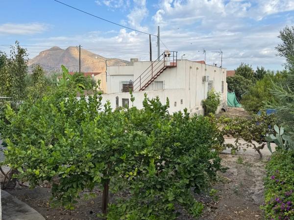 Casa rural en Pedania de Molins s/n BarriolosSuizos