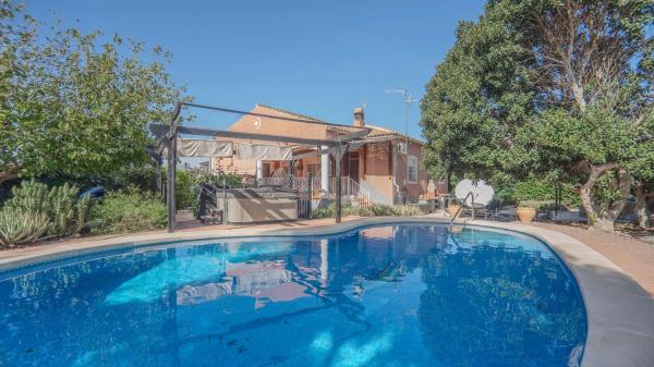 Finca rústica en La campaneta s/n