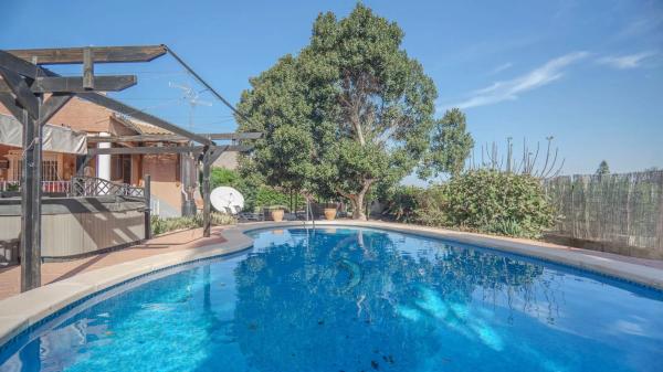 Finca rústica en La campaneta s/n