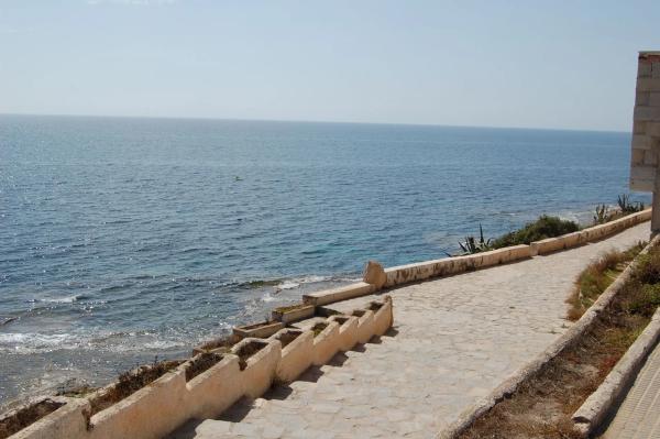 Casa independiente en calle caribe