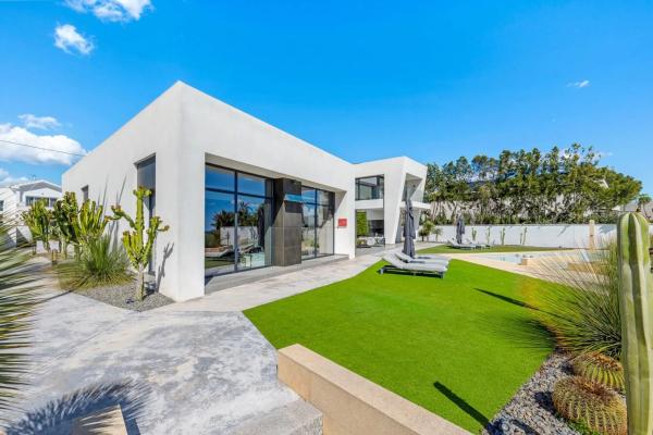 Casa independiente en calle Caleta C Rg, 1