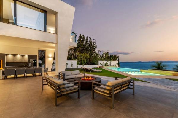 Casa independiente en calle Caleta C Rg, 1