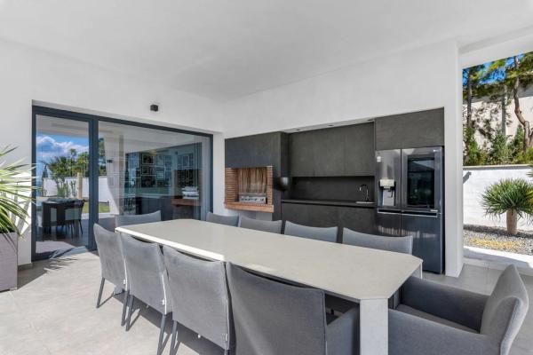 Casa independiente en calle Caleta C Rg, 1