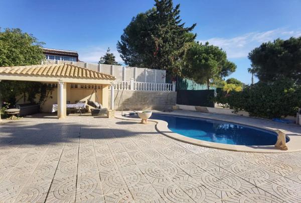 Casa independiente en calle Juan Ramón Jiménez s/n