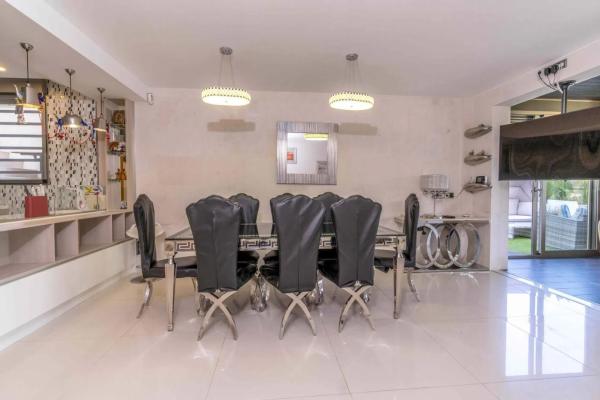 Casa independiente en calle Miguel de Unamuno