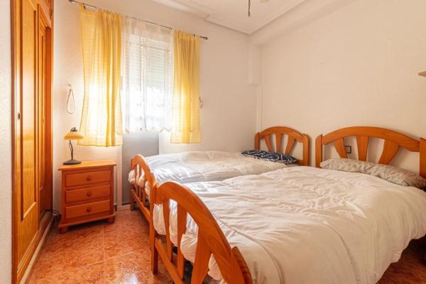 Casa independiente en calle de Las Dalias s/n