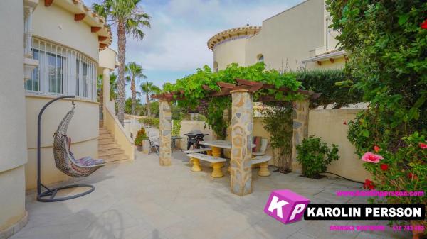 Casa independiente en calle Rio Segura