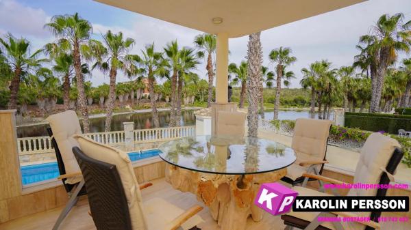 Casa independiente en calle Rio Segura