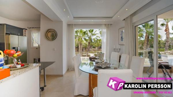 Casa independiente en calle Rio Segura