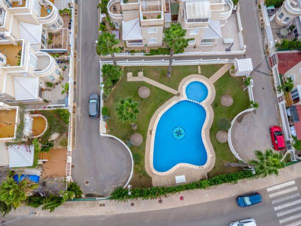 Casa independiente en calle Panticosa, 4