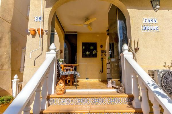 Casa independiente en calle Panticosa, 4