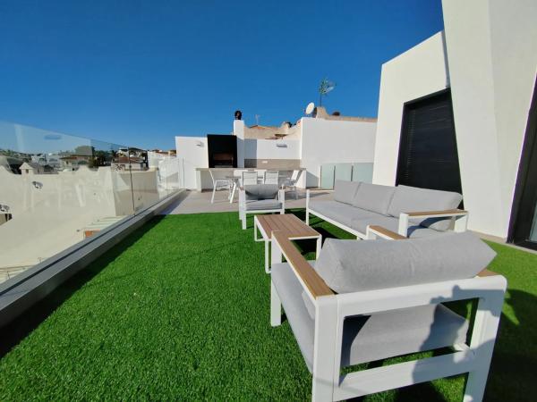 Casa independiente en calle Relampago-los Balcones, 20