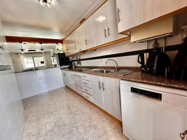 Casa independiente en calle Trepadora, 66