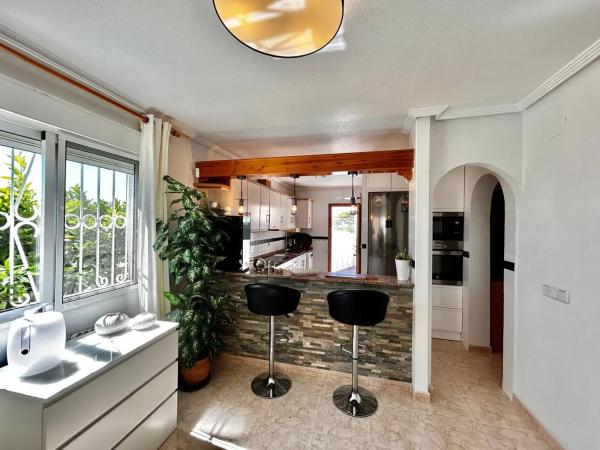 Casa independiente en calle Trepadora, 66