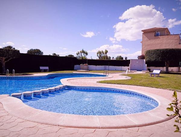 Casa independiente en calle Trepadora, 66