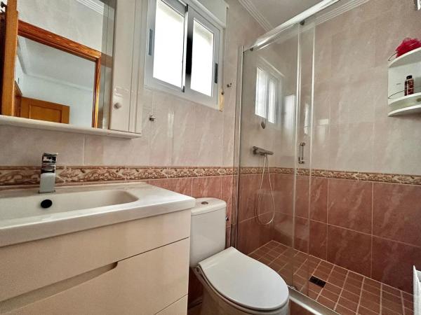 Casa independiente en calle Trepadora, 66