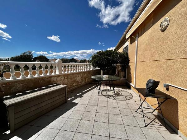 Casa independiente en calle Trepadora, 66