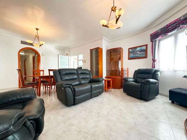 Casa independiente en calle Diego Velazquez