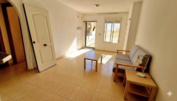 Casa independiente en calle Niágara