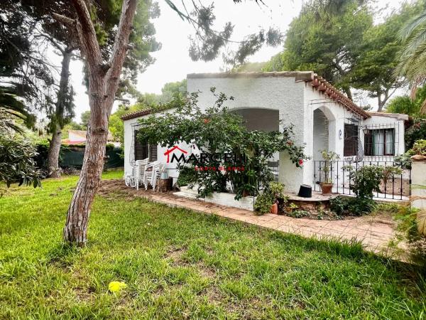 Casa independiente en CL Carabela-punta Prima