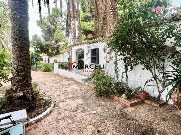 Casa independiente en CL Carabela-punta Prima