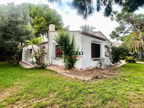Casa independiente en CL Carabela-punta Prima
