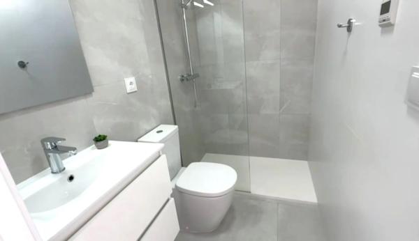 Casa independiente en calle Fernandez Caballero