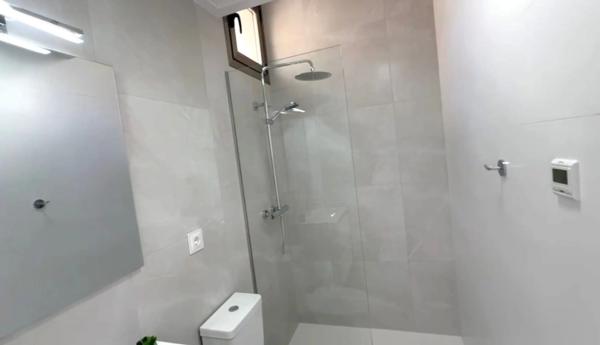 Casa independiente en calle Fernandez Caballero