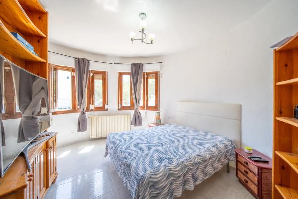 Casa independiente en calle los Pirineos