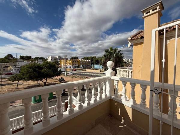 Casa independiente en calle Malvinas s/n